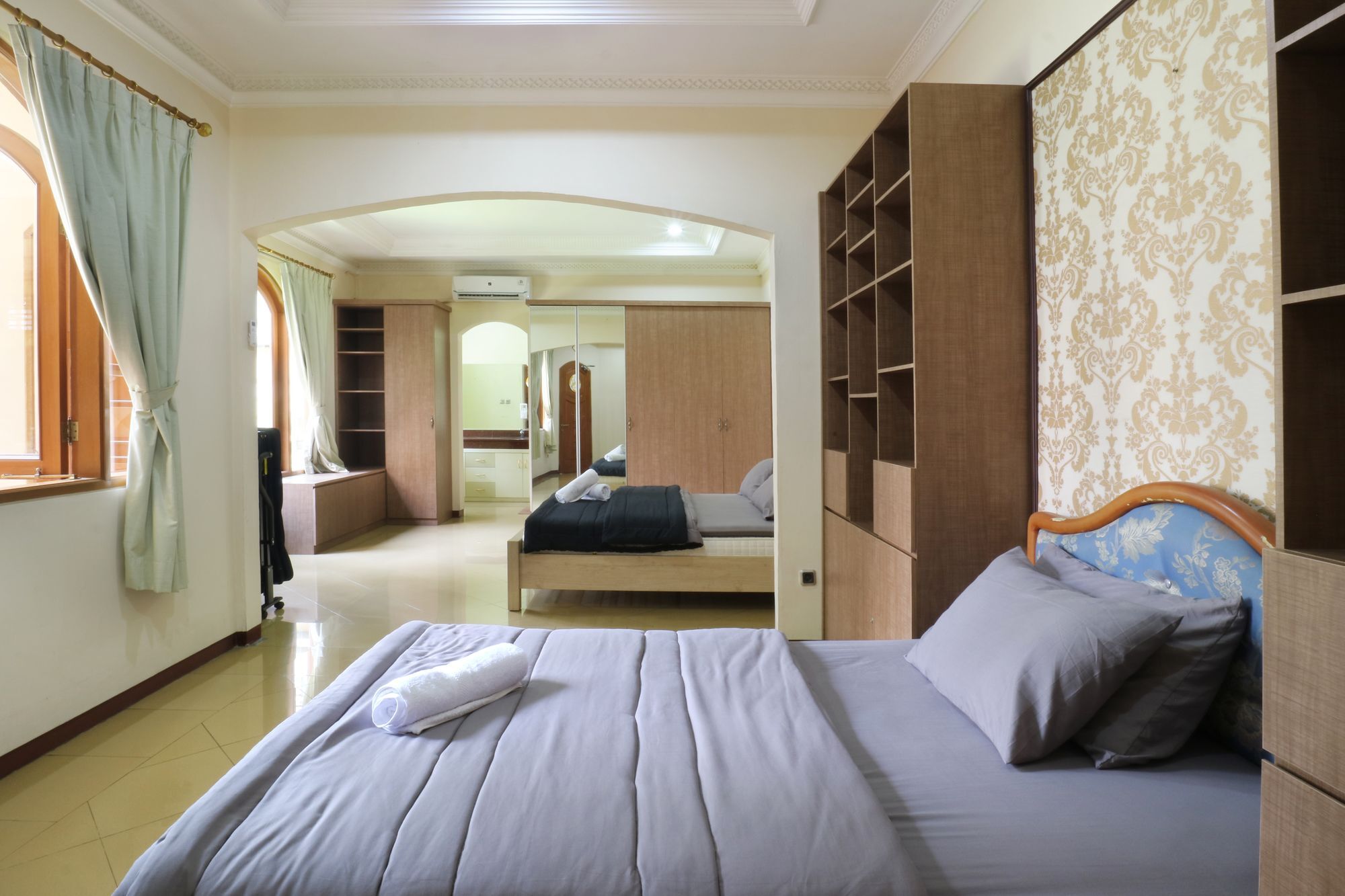 Maharani Guesthouse Tebet Syariah Джакарта Экстерьер фото